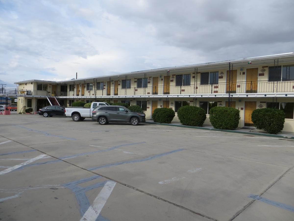 הות'ורן Holiday Lodge מראה חיצוני תמונה
