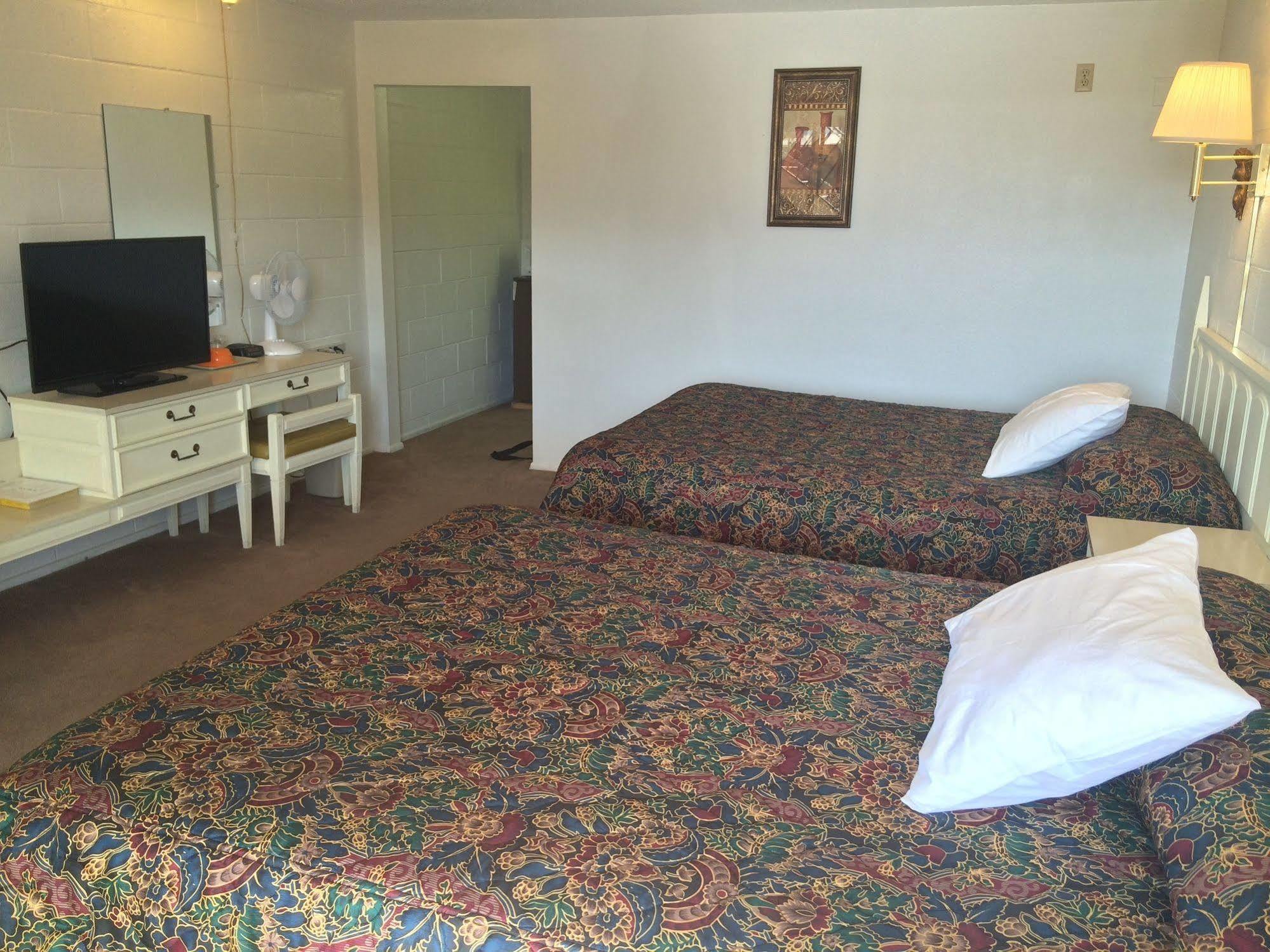 הות'ורן Holiday Lodge מראה חיצוני תמונה